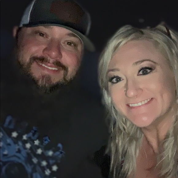 Meet your Posher, Ashley - Picture 2 of 2